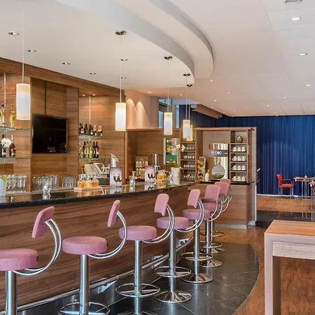 Express - Centre 호텔