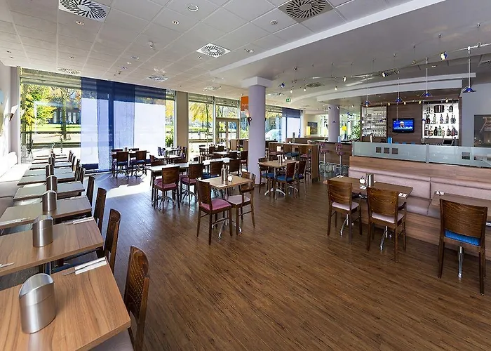 호텔 Express - Centre 에센